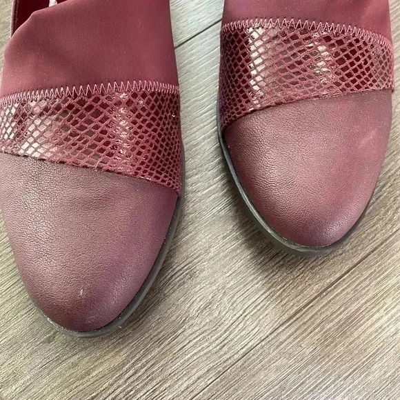 [9.5W]London Fog Willow Burgundy Block Heel wide Fit Loafer  Pump - Picture 2 of 7